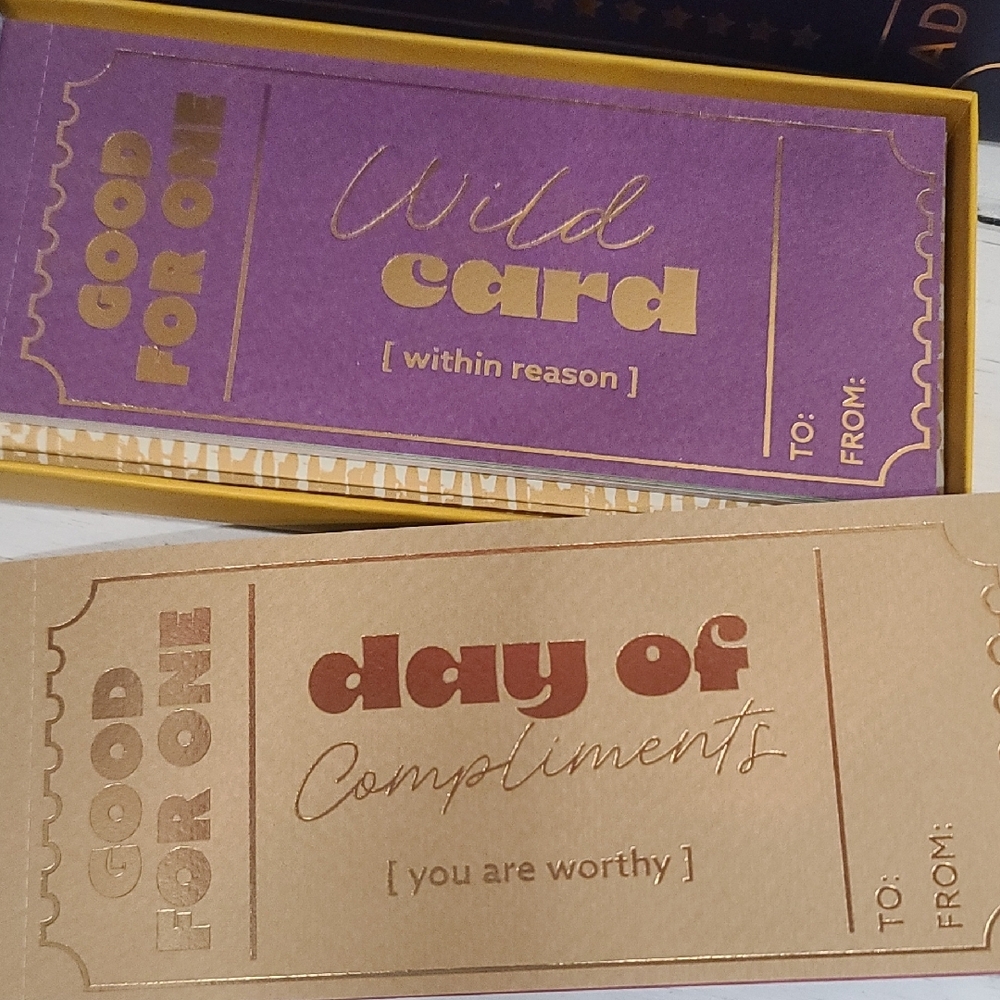 Gratitude Vouchers Set Of 12 W Gold Print Voucher, Incl Envelop & Stickers NWT - Picture 7 of 9